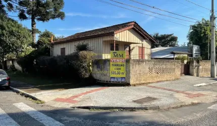 Terreno em localização nobre no Centro de Pinhais, ideal para construção de empr