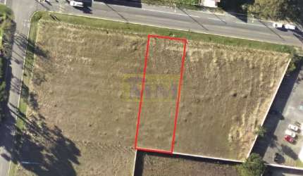 Terreno com 818,85m2 no Centro de PInhais