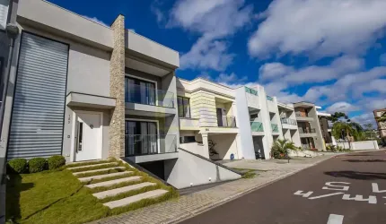 Casa de Altíssimo Padrão no Condomínio  Residencial Clube  Boulevard Elegance –