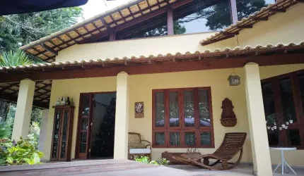 Casa com 3 dormitórios à venda, 350 m² por R$ 1.350.000,00 - Vargem Grande - Teresópolis/RJ