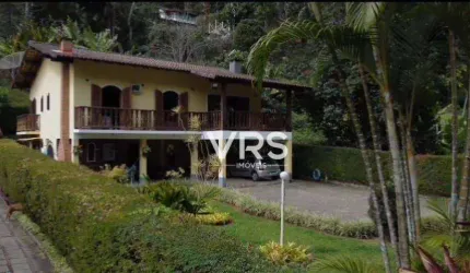 Casa com 4 dormitórios à venda, 219 m² por R$ 850.000,00 - Albuquerque - Teresópolis/RJ