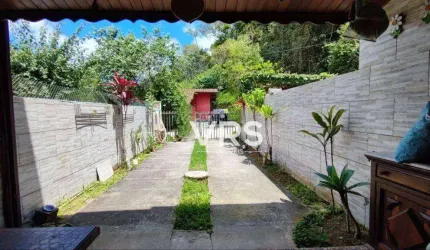 Casa com 3 dormitórios à venda, 75 m² por R$ 390.000,00 - Albuquerque - Teresópolis/RJ
