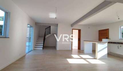 Casa com 4 dormitórios à venda, 203 m² por R$ 820.000,00 - Vargem Grande - Teresópolis/RJ