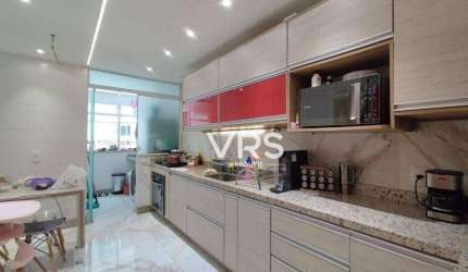AP-Localização privilegiada- com 3 dormitórios à venda, 106 m² por R$ 850.000 - Várzea - Teresópolis/RJ