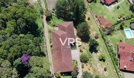 Casa com 5 suites, Iucas área total 5.935,00 M . Venda R$ 4.500.000,00