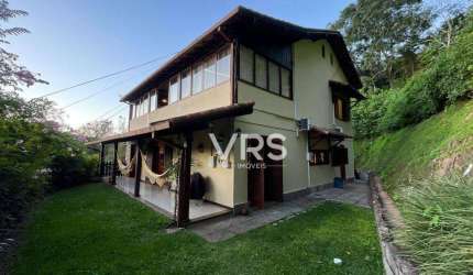 Casa com 3 dormitórios à venda, 231 m² por R$ 1.200.000,00 - Panorama - Teresópolis/RJ