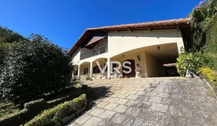 Casa com 4 dormitórios à venda, 305 m² por R$ 990.000,00 - Albuquerque - Teresópolis/RJ