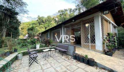 Casa com 3 dormitórios à venda, 177 m² por R$ 700.000,00 - Granja Florestal - Teresópolis/RJ