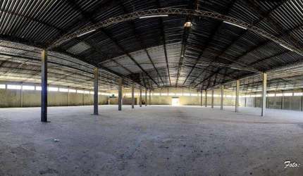 Quadra 02 - Terreno 6.000m², Galpão 3.500m², Entrada do Gama.