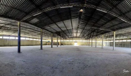 Quadra 02 - Terreno 6.000m², Galpão 3.500m², Entrada do Gama.