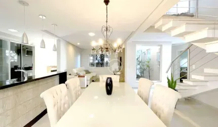 Casa em COMDOMÍNIO FECHADO em PINHAIS, PINEVILLE...