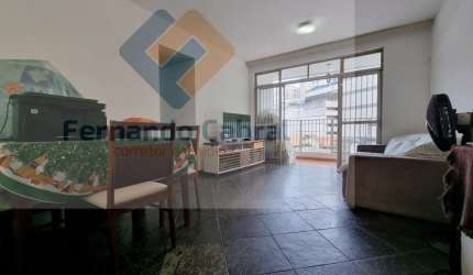 Apartamento à venda no Ingá, Niterói-RJ: 2 quartos, 1 sala, 2 banheiros, 1 vaga de garagem. Aproveite!