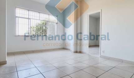Imperdível: Apartamento de 2 quartos no Centro de Niterói-RJ, com 89m², sala ampla, 2 banheiros e vaga de garagem