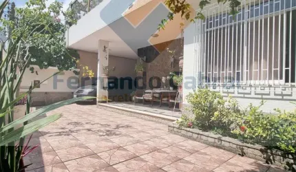 Casa Duplex de alto padrão na Vital Brazil, Niterói-RJ: 3 quartos, 1 sala, 3 banheiros, 3 vagas de garagem, 210,00 m².