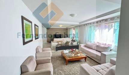 Imperdível casa de alto padrão no condomínio de luxo em Badu, Niterói-RJ - 3 quartos, 3 suítes, 3 salas, 4 banheiros, 2 vagas, 295m².