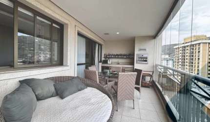 Apartamento à venda em Niterói-RJ, Icaraí: 4 quartos, 1 suíte, 1 sala, 4 banheiros, 2 vagas de garagem, 130m² de área. Aproveite!