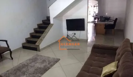 Sobrado com 3 dormitórios à venda, 136 m² por R$ 570.000,00 - Itaquera - São Paulo/SP