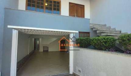 Sobrado com 3 dormitórios à venda, 235 m² por R$ 950.000,00 - Santo André - Santo André/SP
