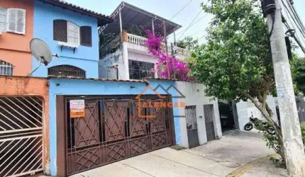 Sobrado no Centro de Itaquera com 2 dormitórios e 2 vagas de garagem à venda por R$ 449.900 - Itaquera - São Paulo/SP