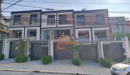Lindo sobrado frontal com 3 dormitórios à venda, 130 m² por R$ 760.000 - Itaquera - São Paulo/SP