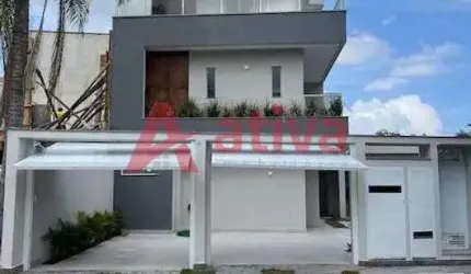 Casa com 4 suítes a venda em Vargem Pequena