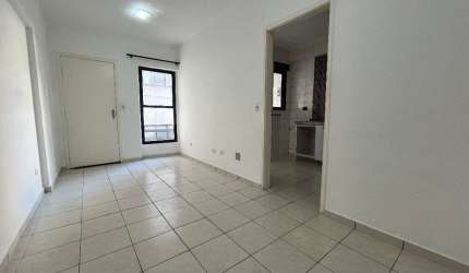 Apartamento de 2 dormitórios no Centro de SBC ótima localidade em prédio de 3 andares.