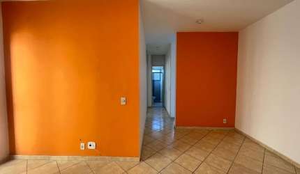 Apartamento com 2 quartos e 1 vaga no Planalto. TAMBÉM VENDE VENDER.