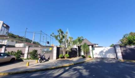 Apartamento com 3 quartos  para alugar, 110.24 m2 por R$2500.00  - Santo Antonio - Joinville/SC