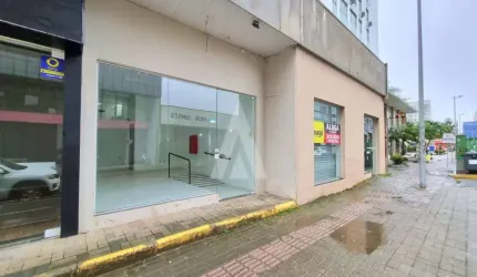 Loja para alugar, 28.41 m2 por R$2900.00  - Centro - Joinville/SC