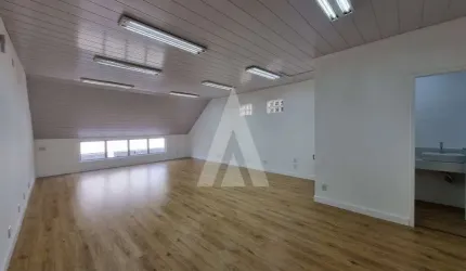 Sala para alugar, 48.00 m2 por R$2390.00  - Atiradores - Joinville/SC