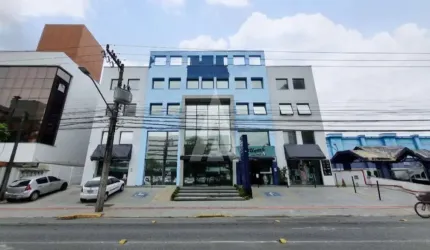 Sala para alugar, 509.85 m2 por R$21150.00  - America - Joinville/SC