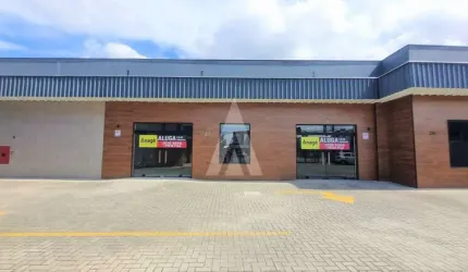 Loja para alugar, 236.00 m2 por R$7500.00  - Anita Garibaldi - Joinville/SC
