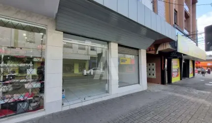 Sala para alugar, 125.19 m2 por R$5750.00  - Centro - Joinville/SC