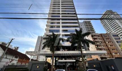 Apartamento com 1 quarto  para alugar, 47.66 m2 por R$3500.00  - Centro - Joinville/SC
