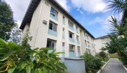 Apartamento com 2 quartos  para alugar, 68.00 m2 por R$1800.00  - Costa E Silva - Joinville/SC