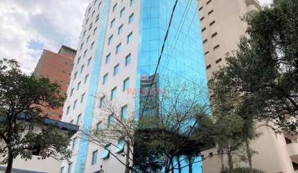 cjto comercial  de 180 m²,  andar alto, repleto de janelas permitindo luz natural em todos os ambie