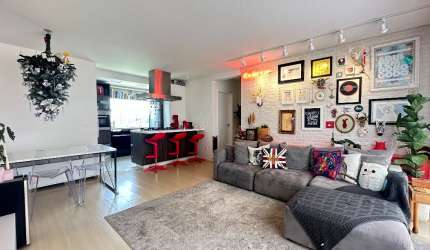 Belíssima cobertura com 1 suíte mais 1 quarto à venda no bairro Anita Garibaldi em Joinville - SC de  R$ 950.000,00.