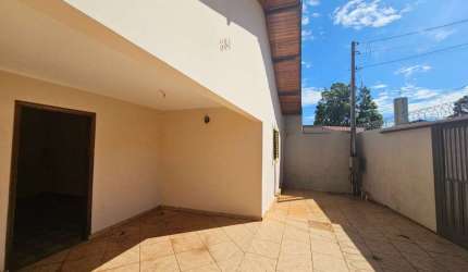 Casa com 4 dormitórios à venda por R$ 390.000,00 - Marchi - Barretos/SP