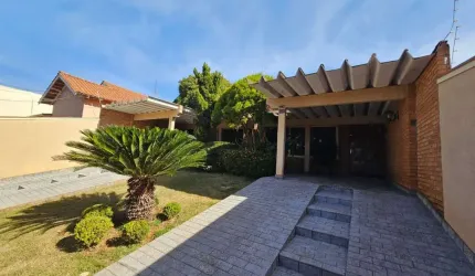 Casa com 4 dormitórios à venda, 277 m² por R$ 760.000,00 - Centro - Barretos/SP