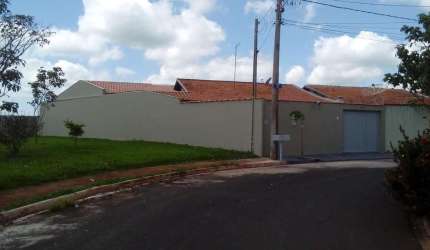 Casa com 3 dormitórios à venda por R$ 350.000,00 - Condomínio Residencial Batista Anania - Barretos/SP