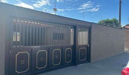 Casa com 3 dormitórios à venda, 144 m² por R$ 680.000,00 - Nogueira - Barretos/SP