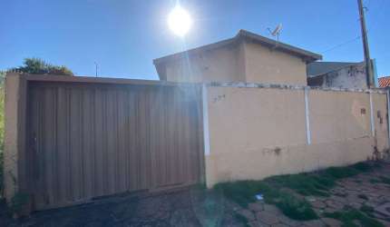 Casa com 2 dormitórios para alugar por R$ 1.400,00/mês - Exposição - Barretos/SP