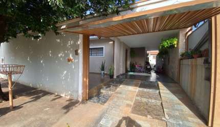Casa com 2 dormitórios à venda, 87 m² por R$ 350.000 - Nogueira - Barretos/SP