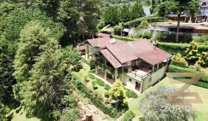 Casa com 6 dormitórios à venda, 478 m² por R$ 3.800.000,00 - Vila Porã - Campos do Jordão/SP