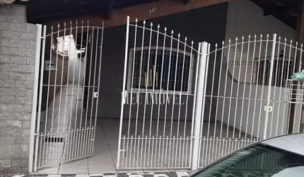 Casa Geminada à venda na Vila Tupi - Praia Grande - SP: