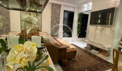 apartamento de 2 dormitorios, 1 com suite, 3 vagas de garagem localizado em area nobre de Florianopolis codigo: 69216