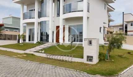 CASA EM CODÓMINIO FECHADO- 4 SÚITES COM SACADA codigo: 76717