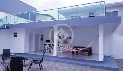 Casa localizada na Praia do Sonho Palhoça codigo: 97410