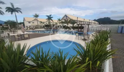 Sobrado em Condomínio com 2 quartos e 78m² à venda em Morro das Pedras, Florianópolis. codigo: 113048