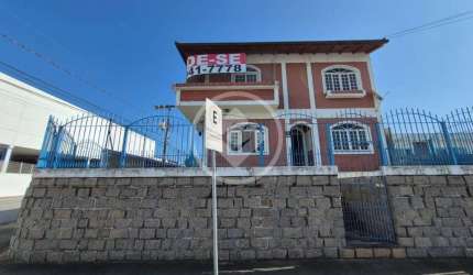 Casa à venda com 06 dormitórios em São José SC. codigo: 119558